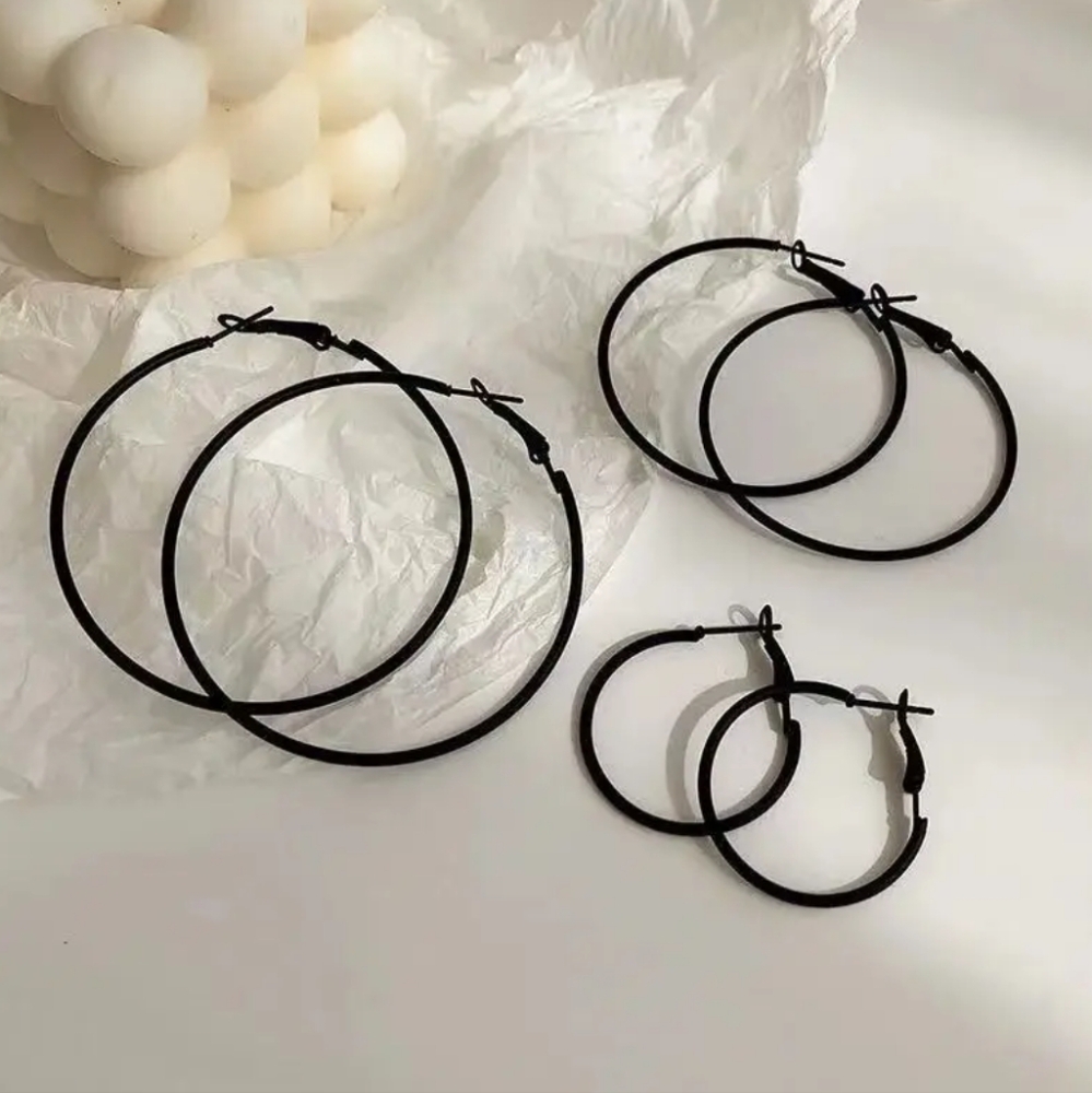 3 pairs of matte earrings